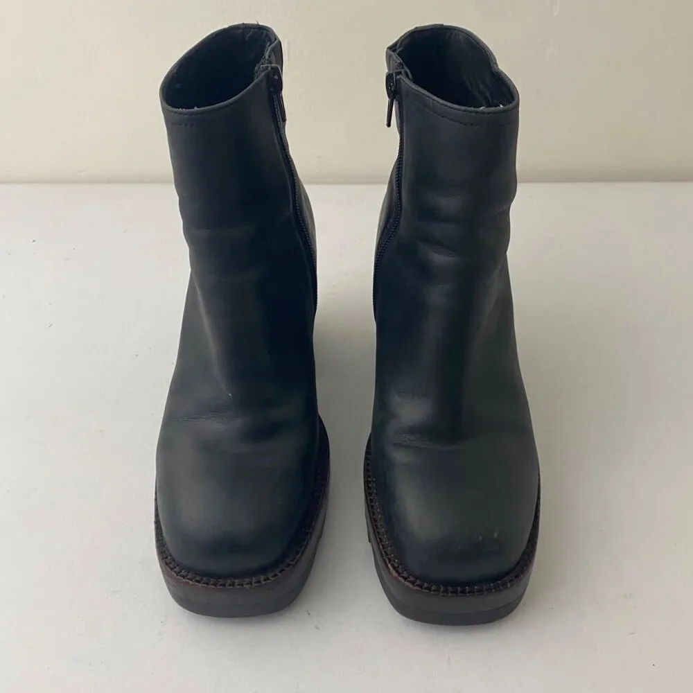 Jeffrey Campbell ◼️ jeffrey